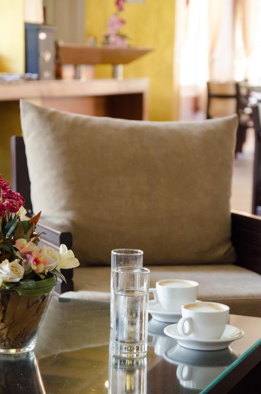 Athos Hotel Нидри Экстерьер фото