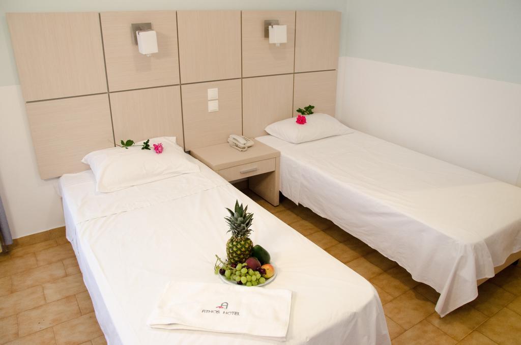 Athos Hotel Нидри Номер фото