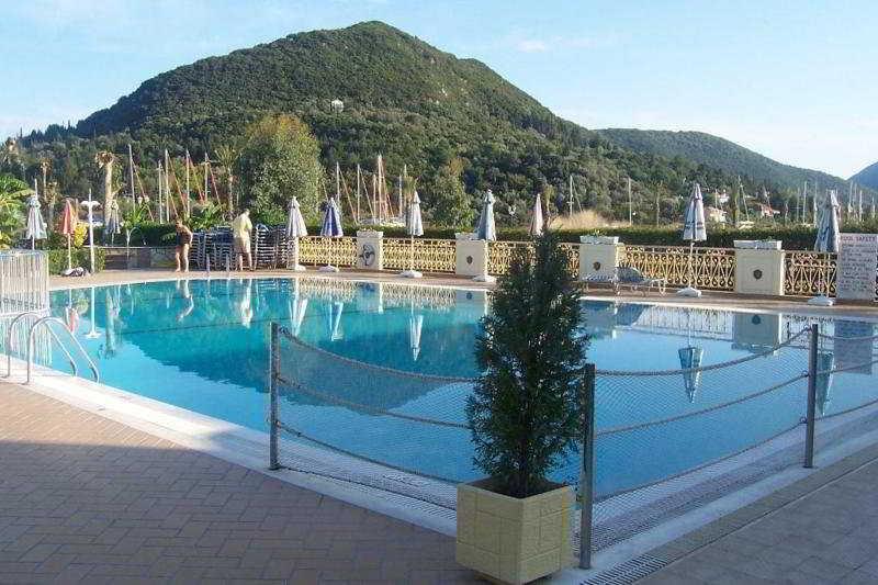 Athos Hotel Нидри Экстерьер фото