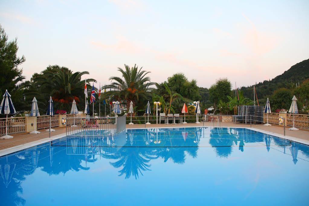 Athos Hotel Нидри Экстерьер фото